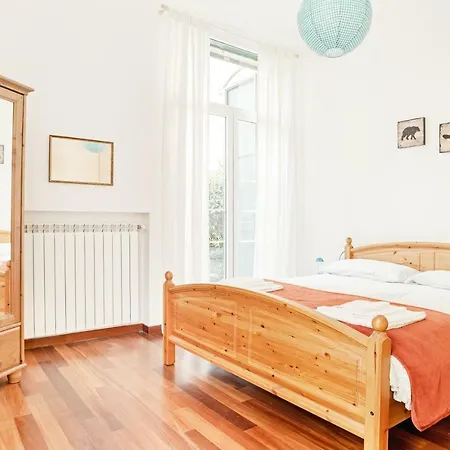 Garden House Apartment