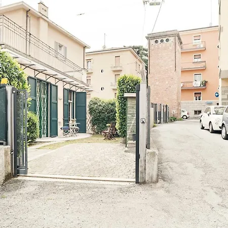 Apartament Garden House Bolonia